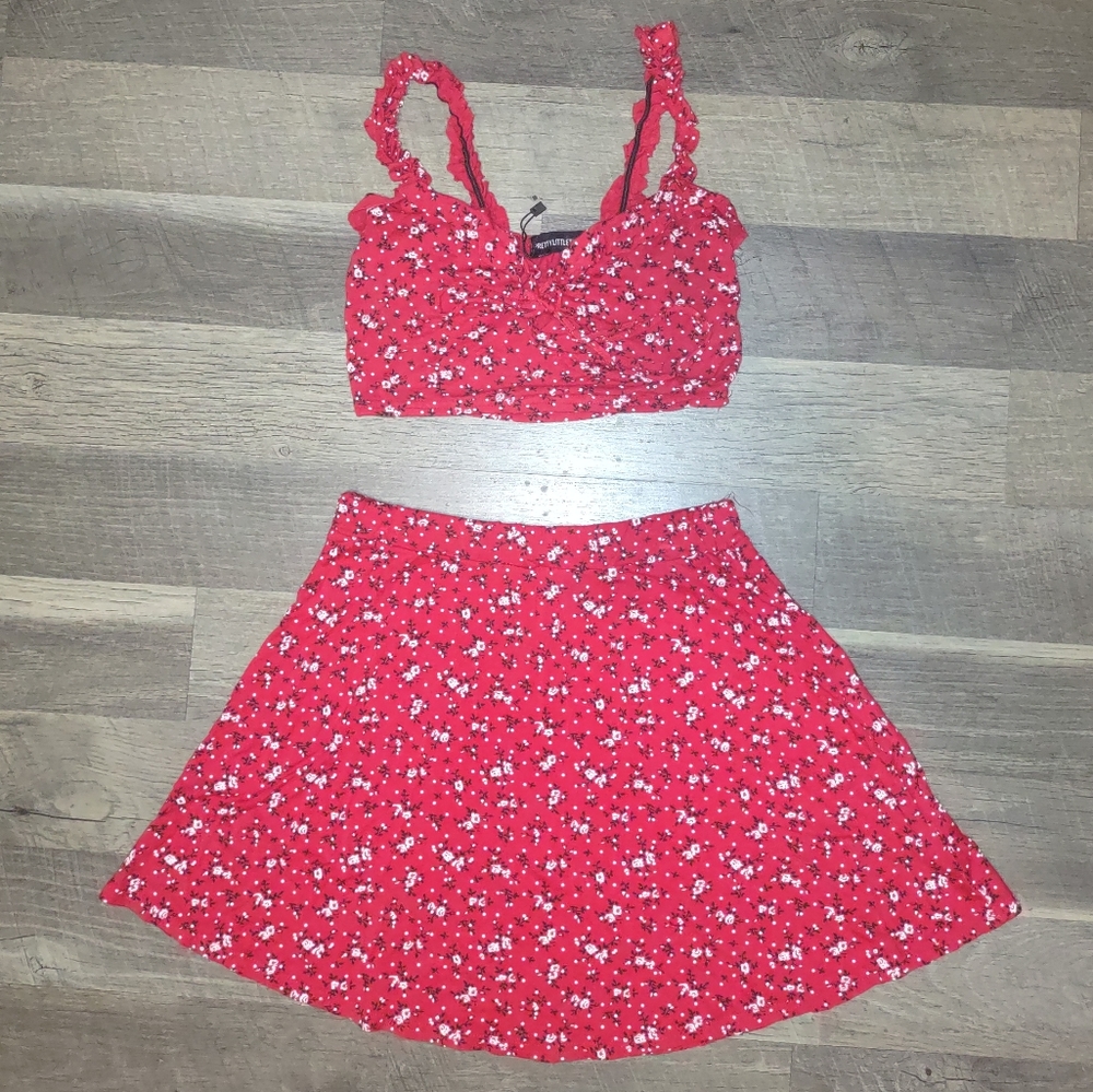 Pretty Little Thing crop top and skirt